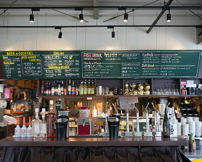“R”RIVERSIDE GRILL&BEER GARDEN