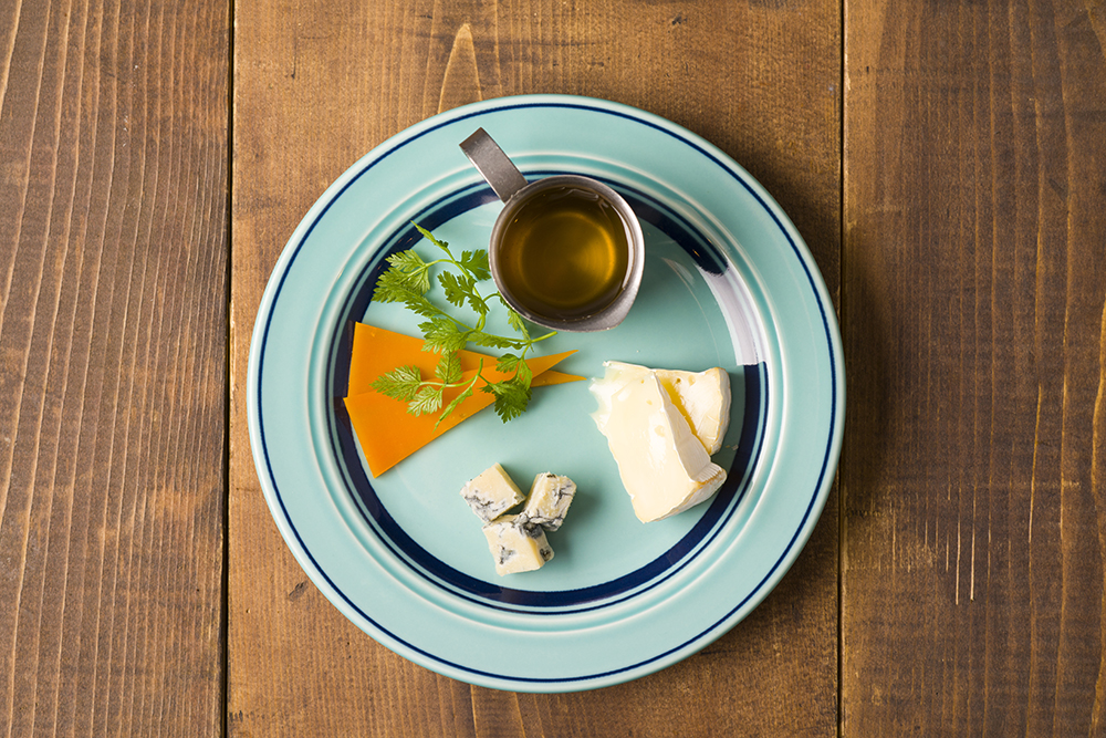 CheeseTable