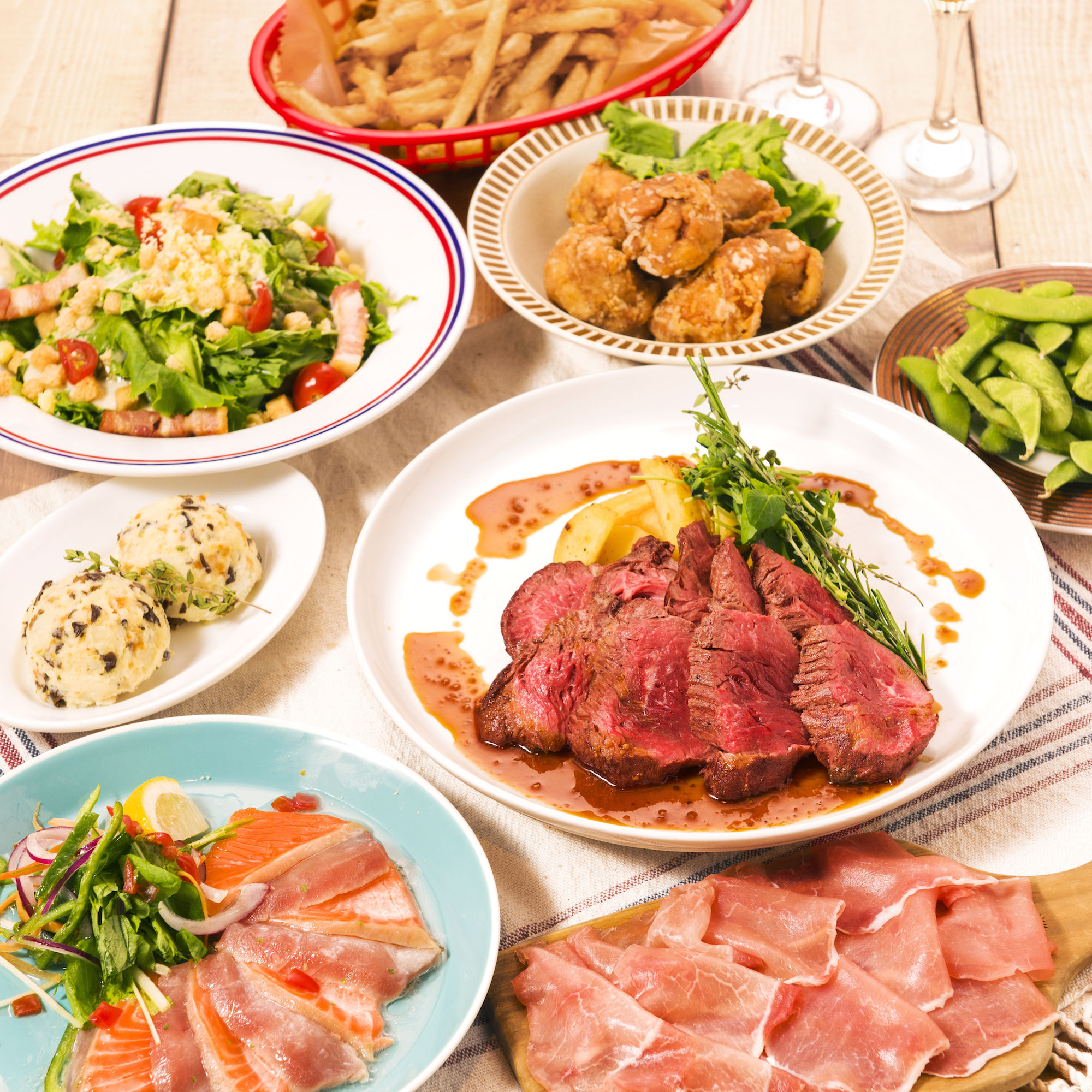 702 Cafe Diner 702 Cafe Diner なんばパークス店 2時間飲み放題 特製ケーキ チーズフォンデュ など8品 公式ネット予約 Ddホールディングス店舗総合情報サイト