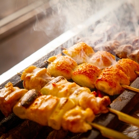 今井屋職人”焼き方人”が絶妙に焼く、絶品焼き鳥