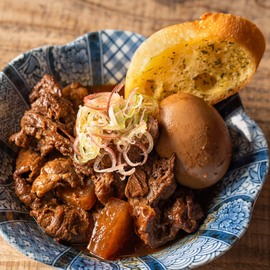 【名物】手づくりの温かさが心と身体にしみる、煮込み、天ぷら、おでん