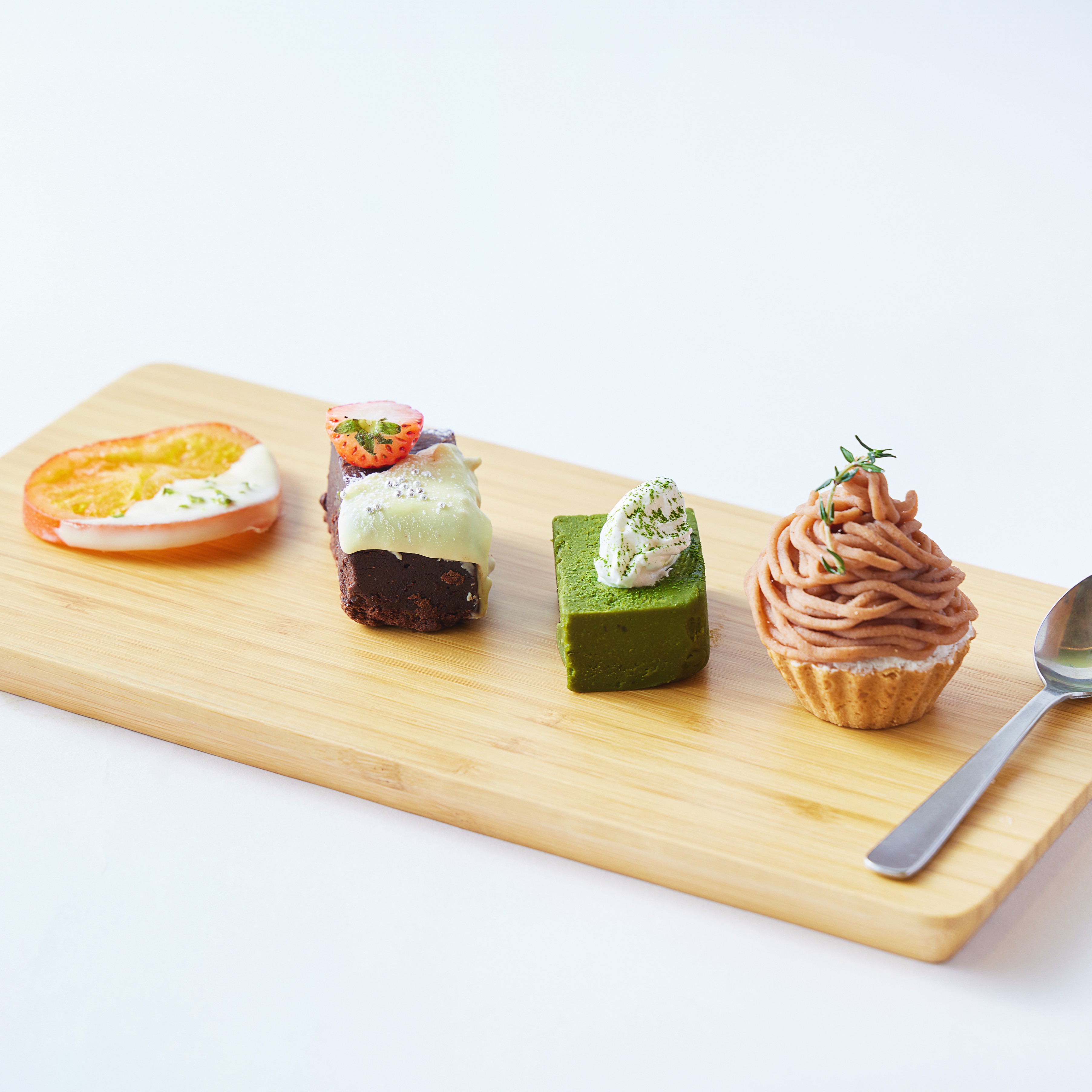 24/7 café apartment 有楽町｜DDグループ店舗総合情報サイト